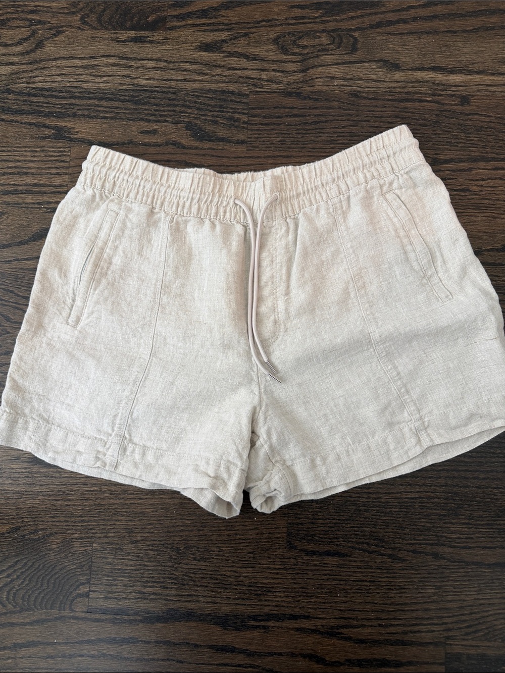 Athleta Linen-Blend Drawstring Shorts in Light Cream